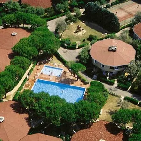 Villaggio Tivoli * ביביונה